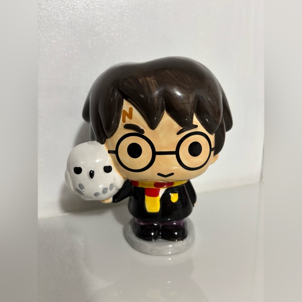 Warner Bros. HARRY POTTER Ceramic Coins  / Piggy Bank.